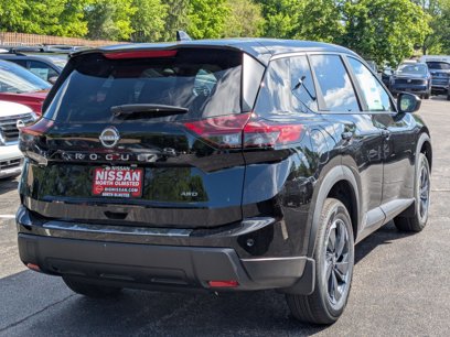 New 2025 Nissan Rogue SV