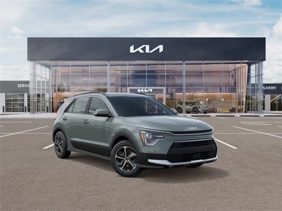 New 2025 Kia Niro EX