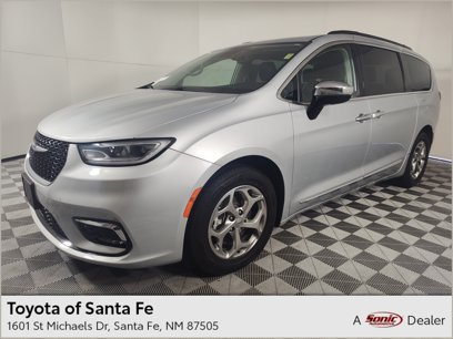 Used 2023 Chrysler Pacifica Limited
