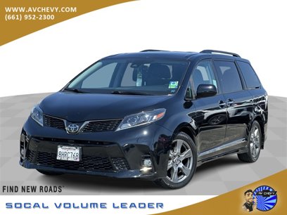 Used 2019 Toyota Sienna SE