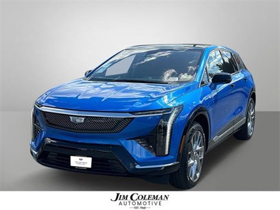 New 2025 Cadillac Optiq Luxury 1