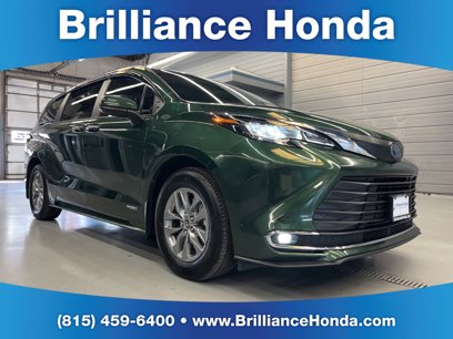 Used 2021 Toyota Sienna XLE