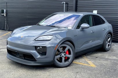 New 2025 Porsche Macan 4S Electric