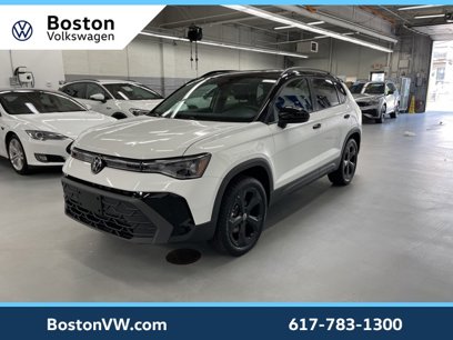 New 2025 Volkswagen Taos SE