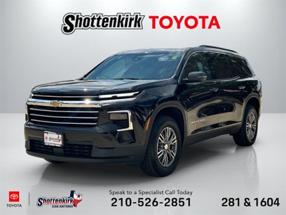 Used 2024 Chevrolet Traverse LT