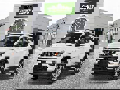 New 2025 Jeep Compass Limited w/ High Altitude Package