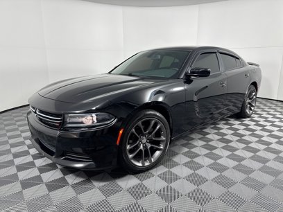 Used 2017 Dodge Charger SE w/ Popular Equipment Group