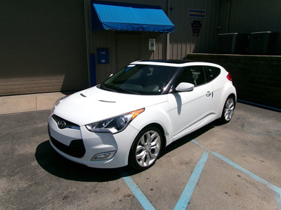 Used 2013 Hyundai Veloster w/ Style Pkg