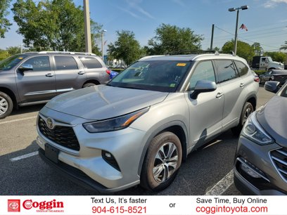 Used 2022 Toyota Highlander XLE