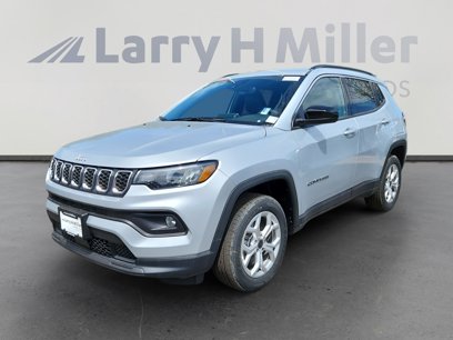 New 2025 Jeep Compass Latitude