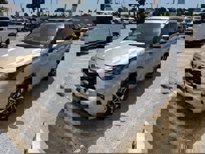 Used 2022 Toyota Highlander XLE