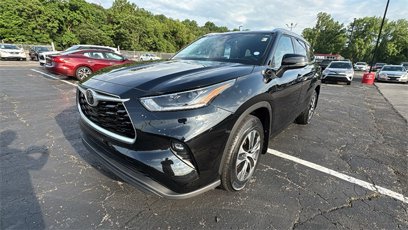 Used 2021 Toyota Highlander XLE
