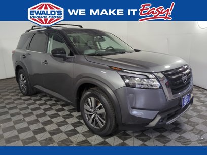 Used 2022 Nissan Pathfinder SL w/ Cargo Package