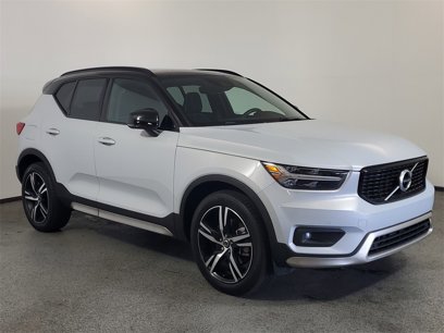 Used 2021 Volvo XC40 T5 R-Design