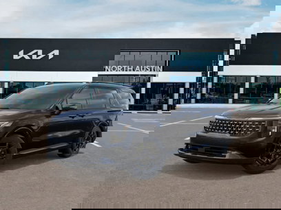 New 2025 Kia Carnival SX