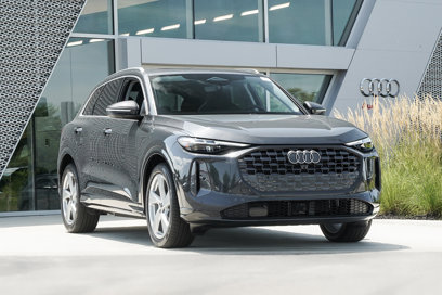 Certified 2025 Audi Q5 Prestige