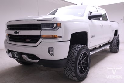 Used 2018 Chevrolet Silverado 1500 LT w/ Texas Edition