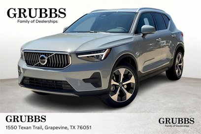 New 2025 Volvo XC40 B5 Core w/ Protection Package Premier