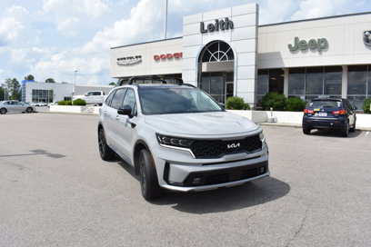 Used 2023 Kia Sorento SX