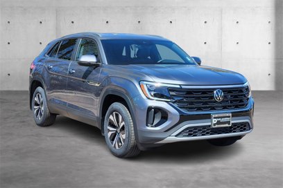 New 2025 Volkswagen Atlas Cross Sport SE
