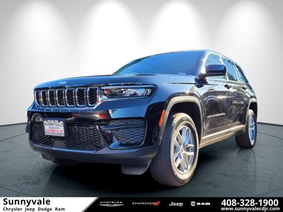 New 2023 Jeep Grand Cherokee Laredo