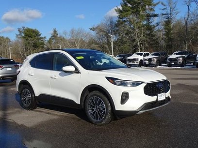 New 2024 Ford Escape SE w/ PHEV Premium Package