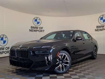 New 2025 BMW 760i xDrive w/ Premium Package