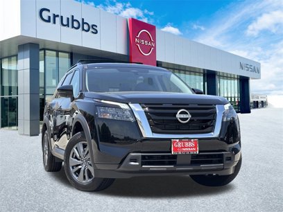 New 2025 Nissan Pathfinder SV