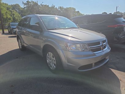 Used 2016 Dodge Journey SE w/ Flexible Seating Group