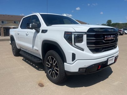 New 2025 GMC Sierra 1500 AT4 w/ AT4 Premium Package