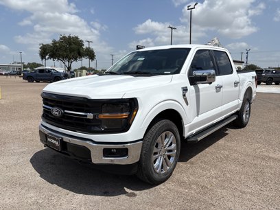 New 2025 Ford F150 XLT w/ Equipment Group 302A MID