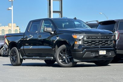 Certified 2023 Chevrolet Silverado 1500 Custom w/ LPO, Dark Essentials Package