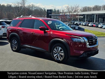 Used 2023 Nissan Pathfinder SL