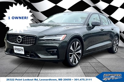 Used 2022 Volvo S60 B5 Momentum w/ Premium Package