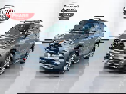 New 2025 Toyota Highlander Platinum