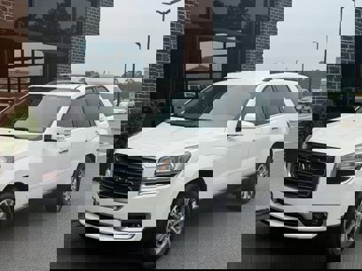 Used 2015 GMC Acadia SLT