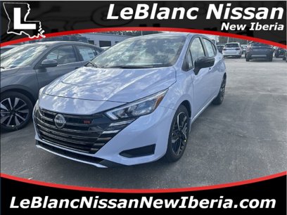 New 2025 Nissan Versa SR w/ Trunk Package
