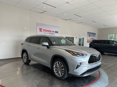 Used 2024 Toyota Highlander Platinum