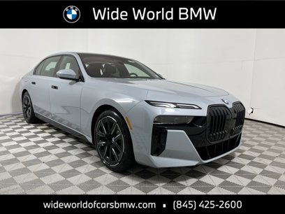 New 2025 BMW 760i xDrive
