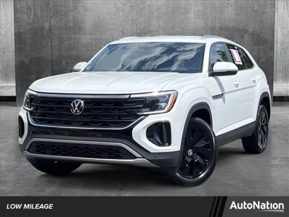 Certified 2024 Volkswagen Atlas Cross Sport SE w/ Black Wheel Package