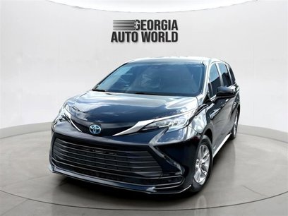 Used 2021 Toyota Sienna LE