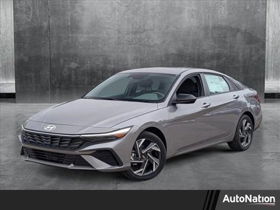 New 2025 Hyundai Elantra SEL