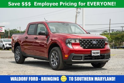 New 2025 Ford Maverick XLT w/ Equipment Group 301A
