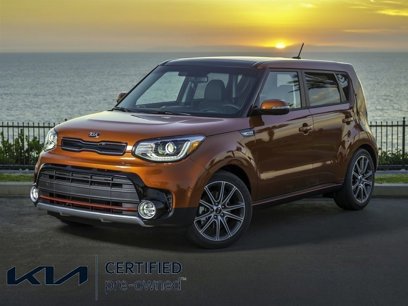 Certified 2019 Kia Soul + w/ Primo Package