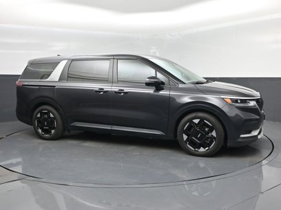 Used 2023 Kia Carnival EX