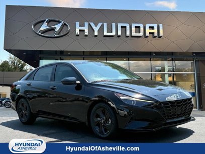 Certified 2022 Hyundai Elantra SEL w/ Preferred Accessory Package