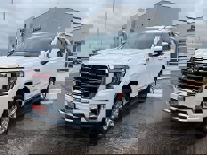 Used 2023 GMC Yukon SLT