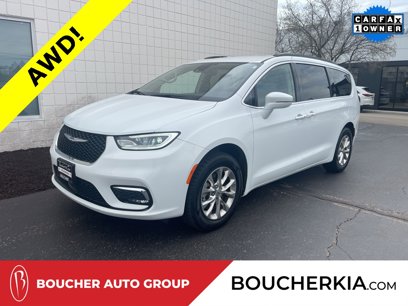 Used 2022 Chrysler Pacifica Touring-L