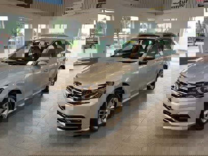 Used 2016 Volkswagen Passat 1.8T S