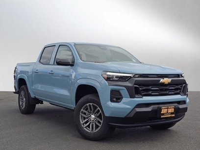 New 2025 Chevrolet Colorado LT w/ LT Convenience Package